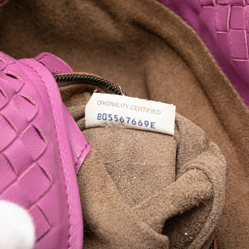 Bottega Veneta Intrecciato Handbag in Purple Leather for Women - Picture 11 of 13